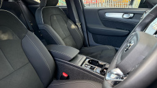 Volvo XC40 2.0 B3P Plus Black Edition 5dr Auto Petrol Estate